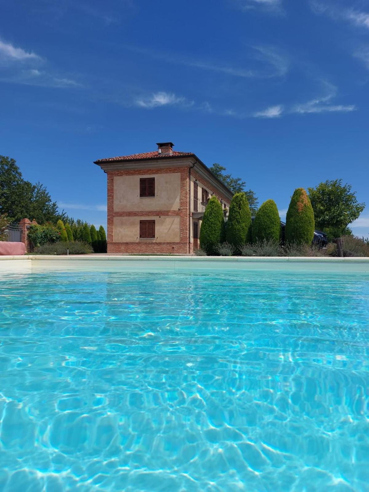 Alta Villa The Countryhouse Adults Only Boutique Bnb Vigliano d'Asti Экстерьер фото
