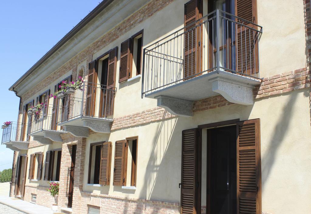 Alta Villa The Countryhouse Adults Only Boutique Bnb Vigliano d'Asti Экстерьер фото